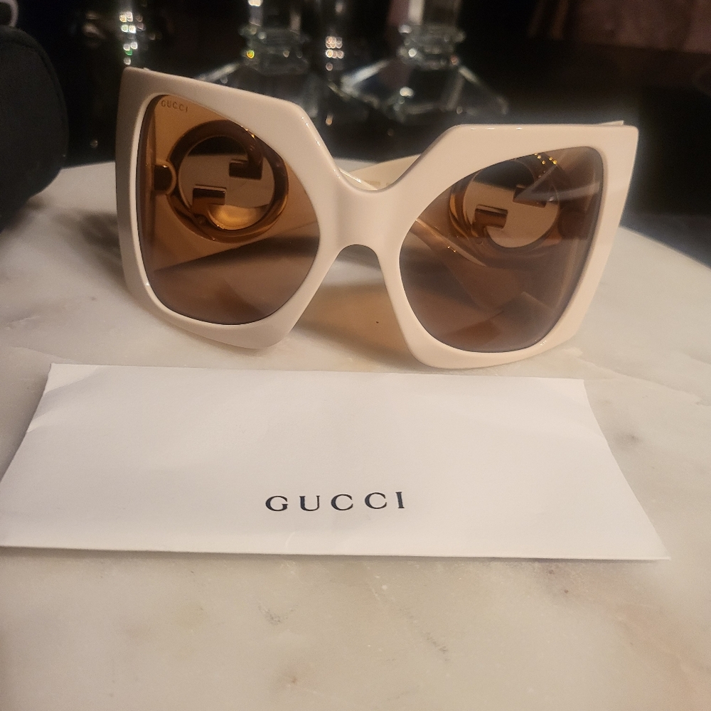 Oversized Gucci Authentic Sunglasses - image 5